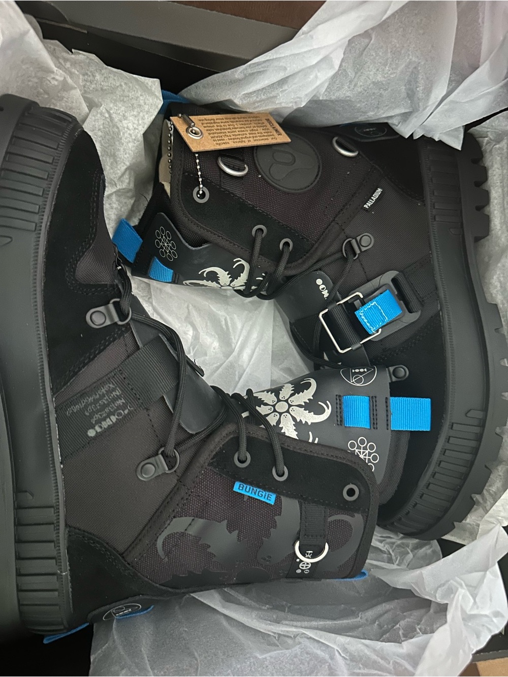 Palladium Men’s Black Tactical Boot with Blue Accent - Picture 2 of 3